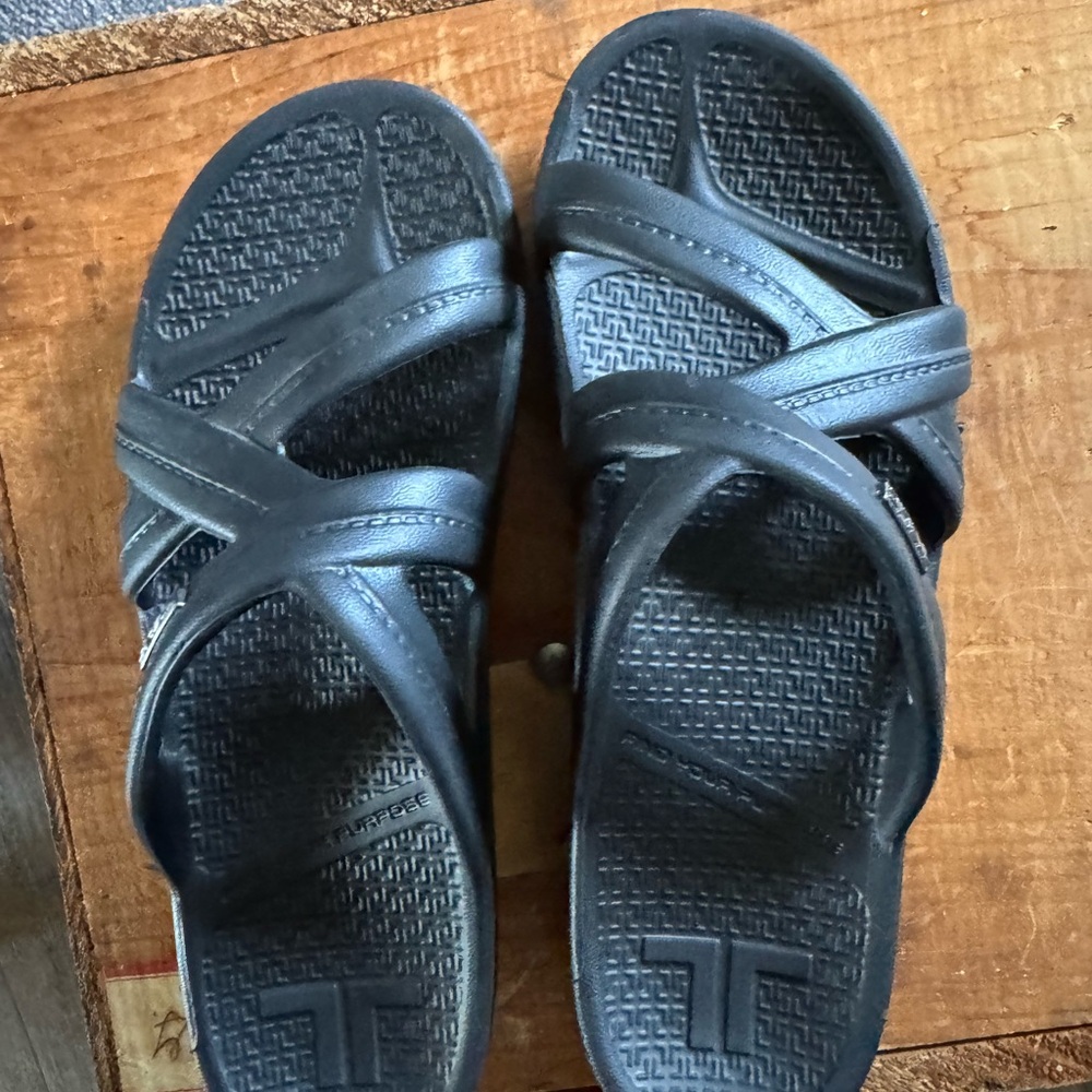 Telic Midnight Black Slide Sandals